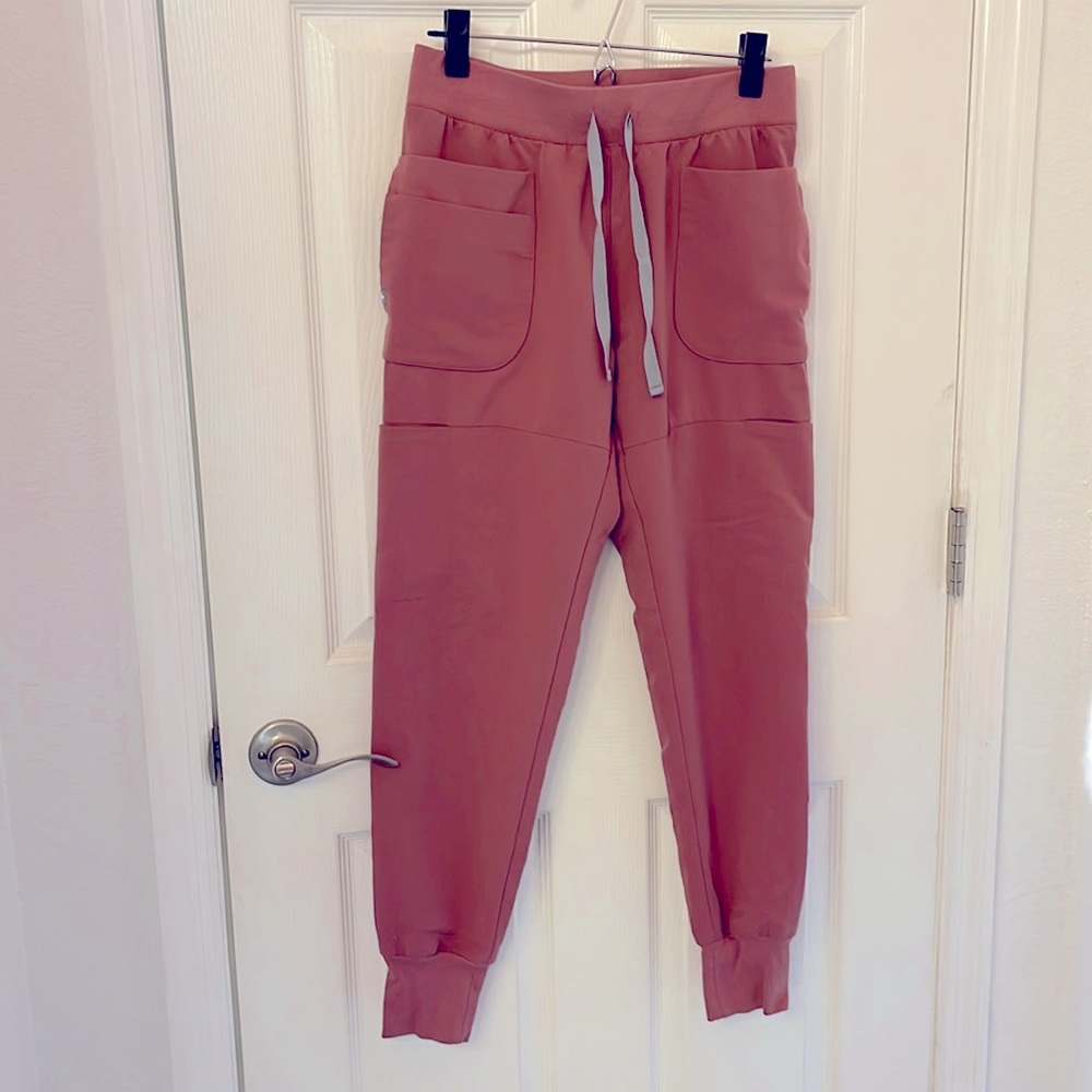 FIGS MAUVE JOGGERS